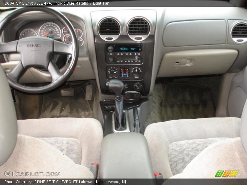 Dashboard of 2004 Envoy SLE 4x4
