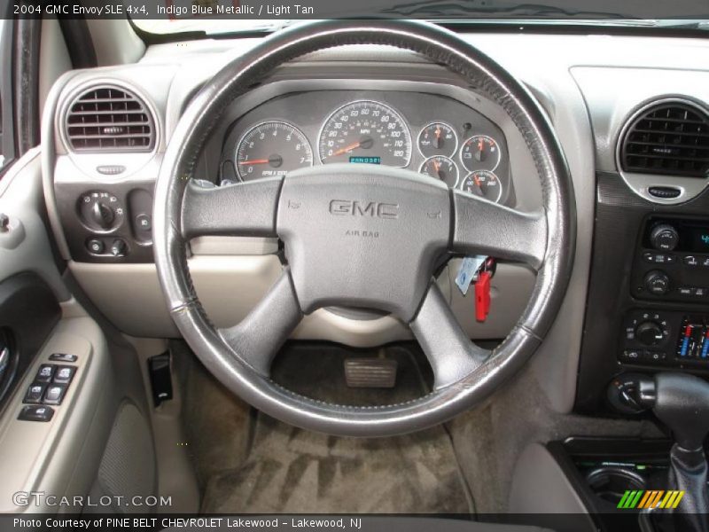  2004 Envoy SLE 4x4 Steering Wheel