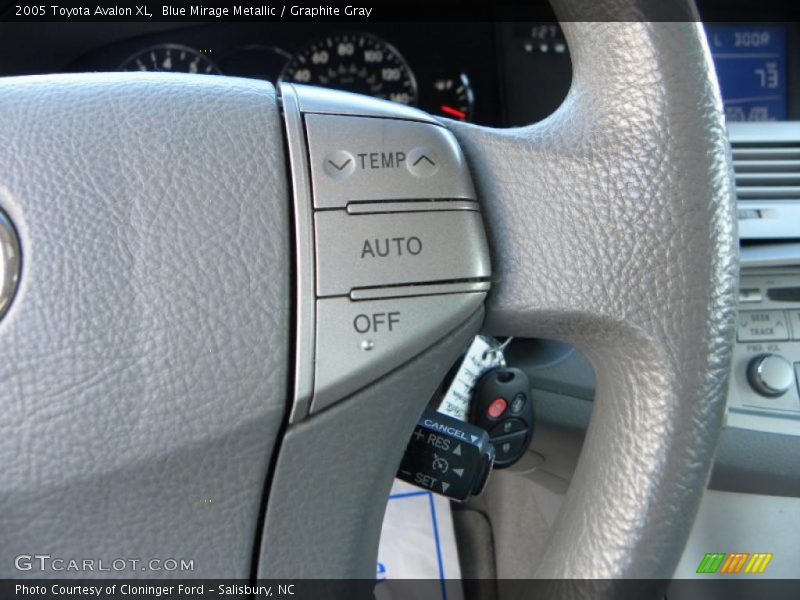 Blue Mirage Metallic / Graphite Gray 2005 Toyota Avalon XL