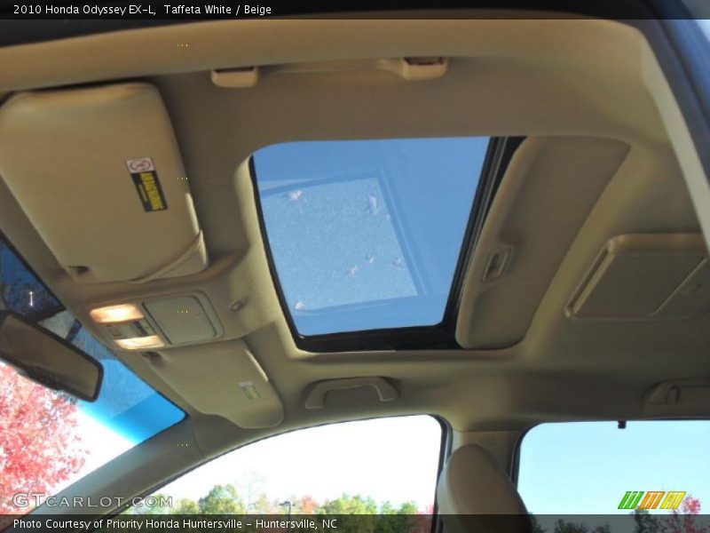 Taffeta White / Beige 2010 Honda Odyssey EX-L