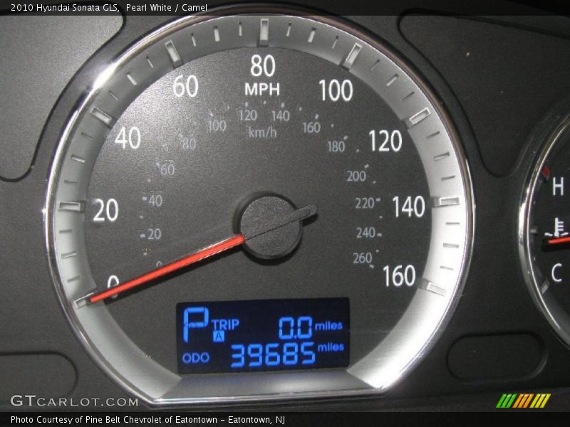 Pearl White / Camel 2010 Hyundai Sonata GLS