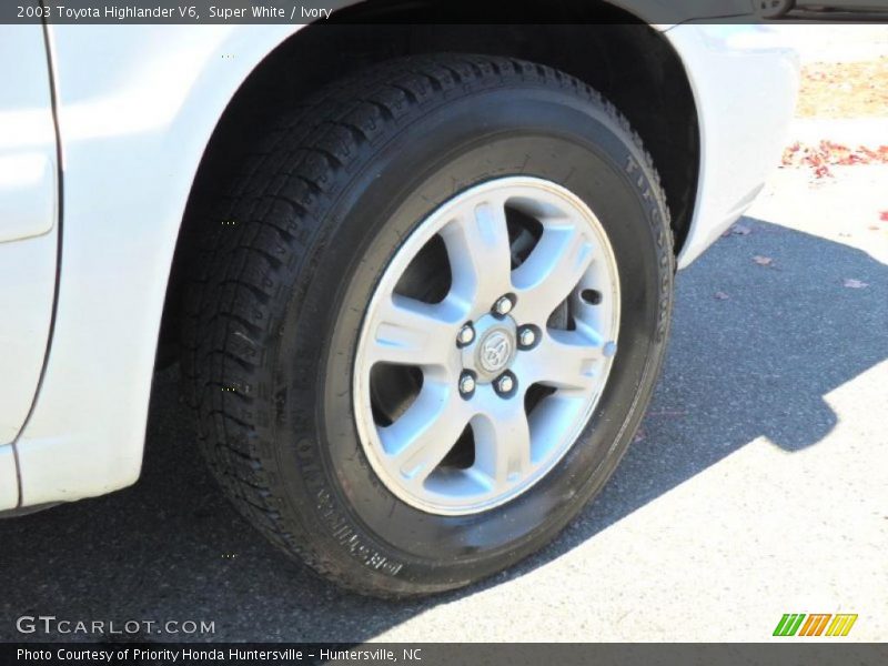 Super White / Ivory 2003 Toyota Highlander V6