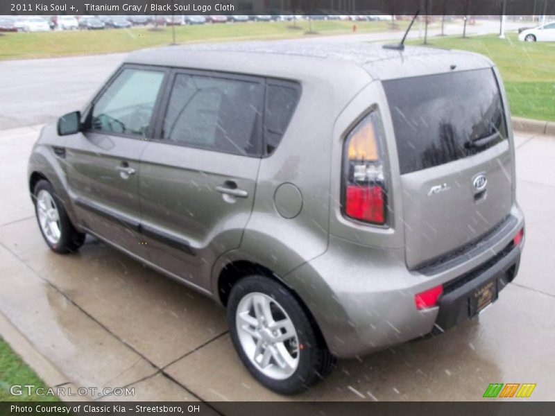 Titanium Gray / Black Soul Logo Cloth 2011 Kia Soul +