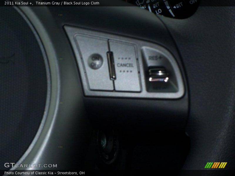 Titanium Gray / Black Soul Logo Cloth 2011 Kia Soul +