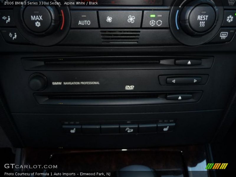Alpine White / Black 2006 BMW 3 Series 330xi Sedan