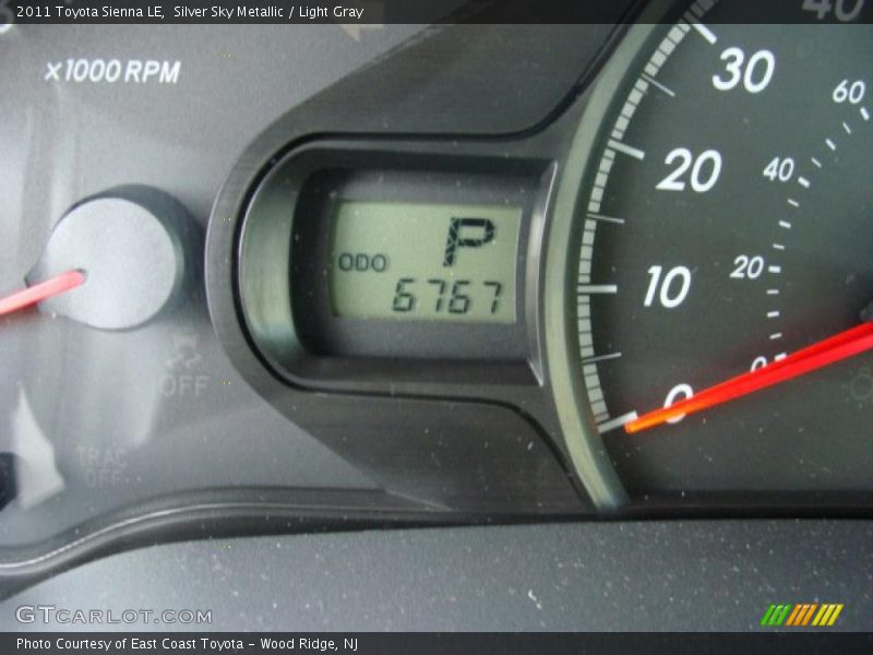 Silver Sky Metallic / Light Gray 2011 Toyota Sienna LE