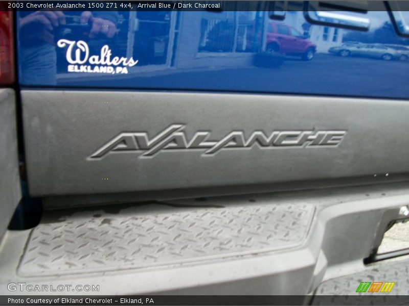 Arrival Blue / Dark Charcoal 2003 Chevrolet Avalanche 1500 Z71 4x4