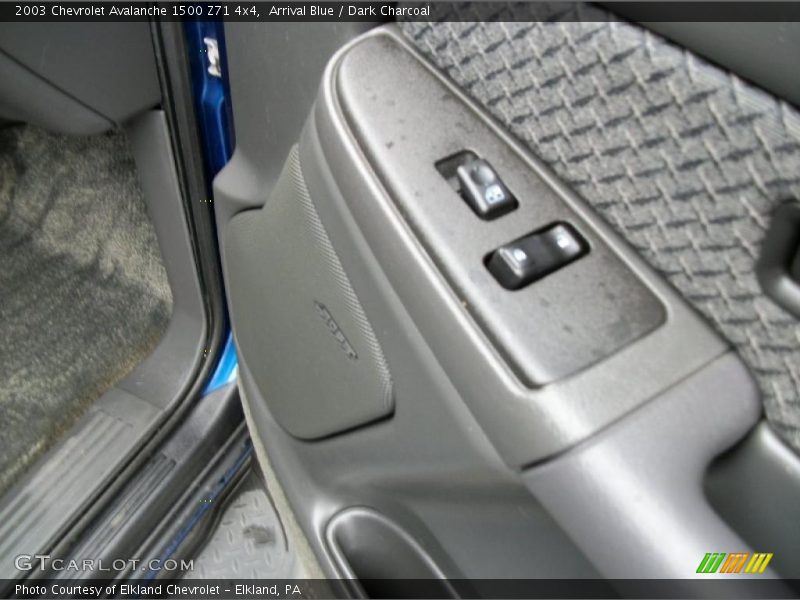 Arrival Blue / Dark Charcoal 2003 Chevrolet Avalanche 1500 Z71 4x4