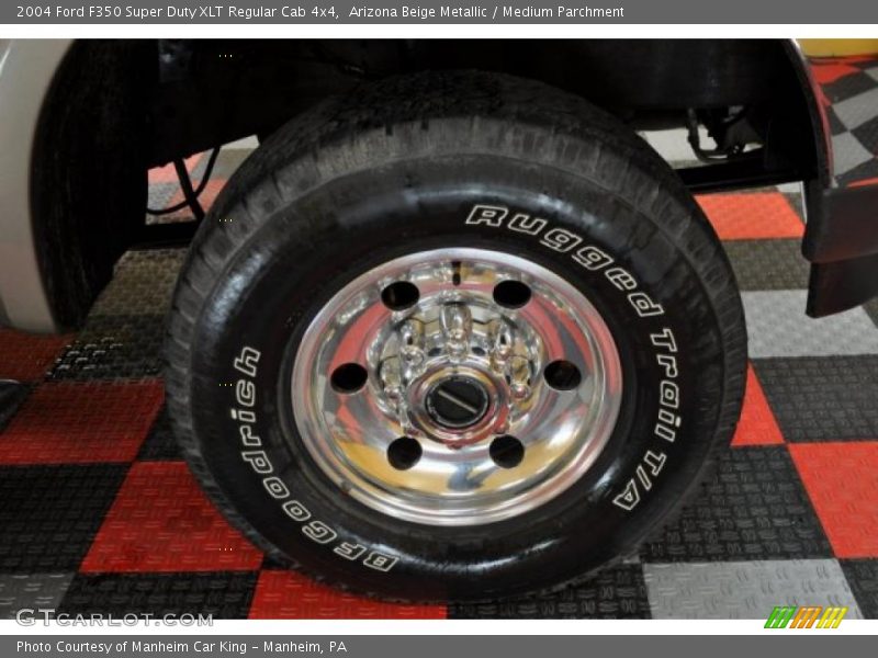 Arizona Beige Metallic / Medium Parchment 2004 Ford F350 Super Duty XLT Regular Cab 4x4