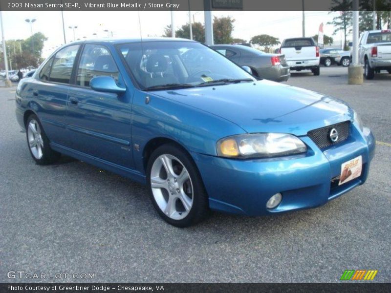 Front 3/4 View of 2003 Sentra SE-R