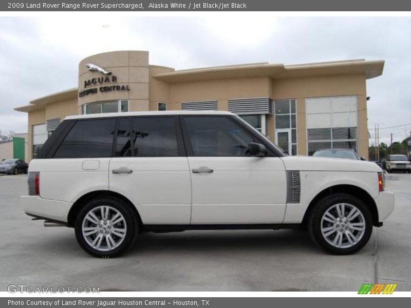 Alaska White / Jet Black/Jet Black 2009 Land Rover Range Rover Supercharged