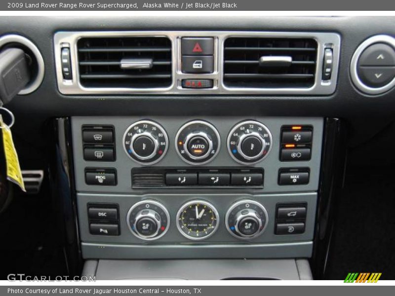 Controls of 2009 Range Rover Supercharged