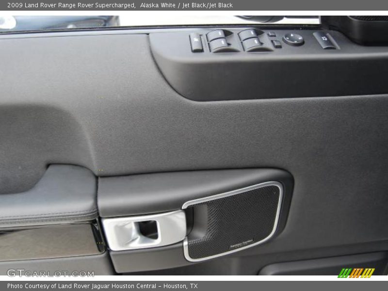 Alaska White / Jet Black/Jet Black 2009 Land Rover Range Rover Supercharged