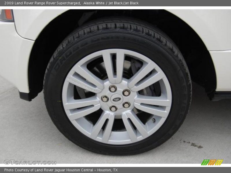  2009 Range Rover Supercharged Wheel