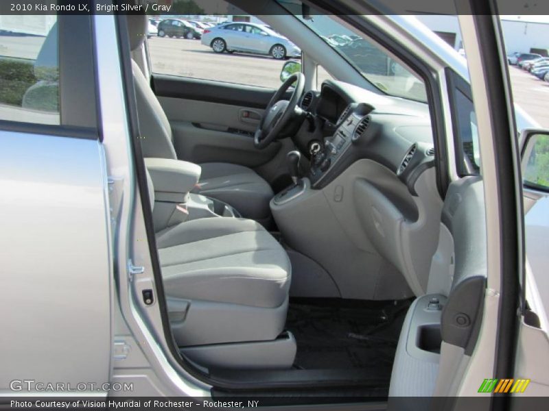  2010 Rondo LX Gray Interior