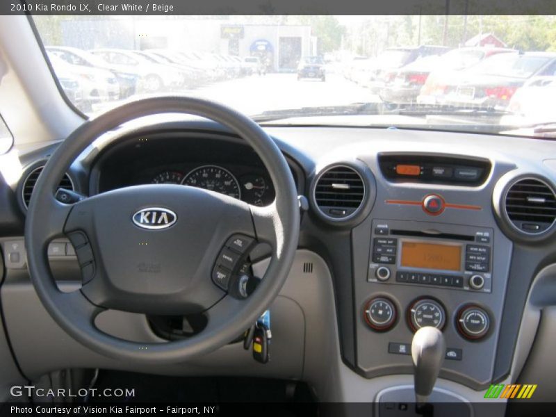 Dashboard of 2010 Rondo LX