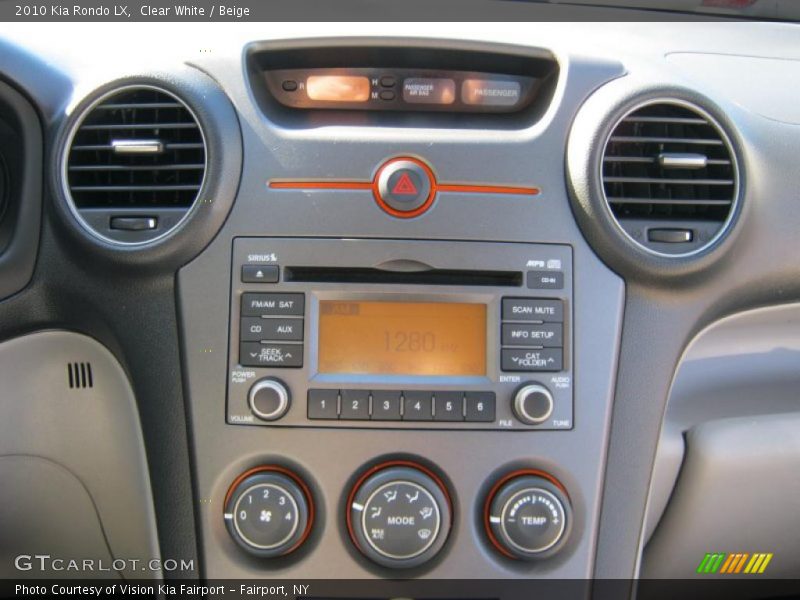 Controls of 2010 Rondo LX