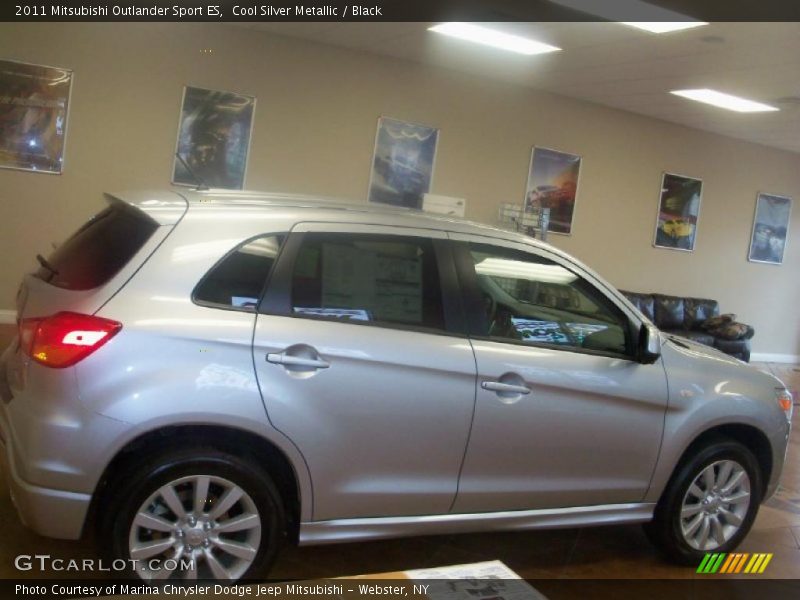 Cool Silver Metallic / Black 2011 Mitsubishi Outlander Sport ES