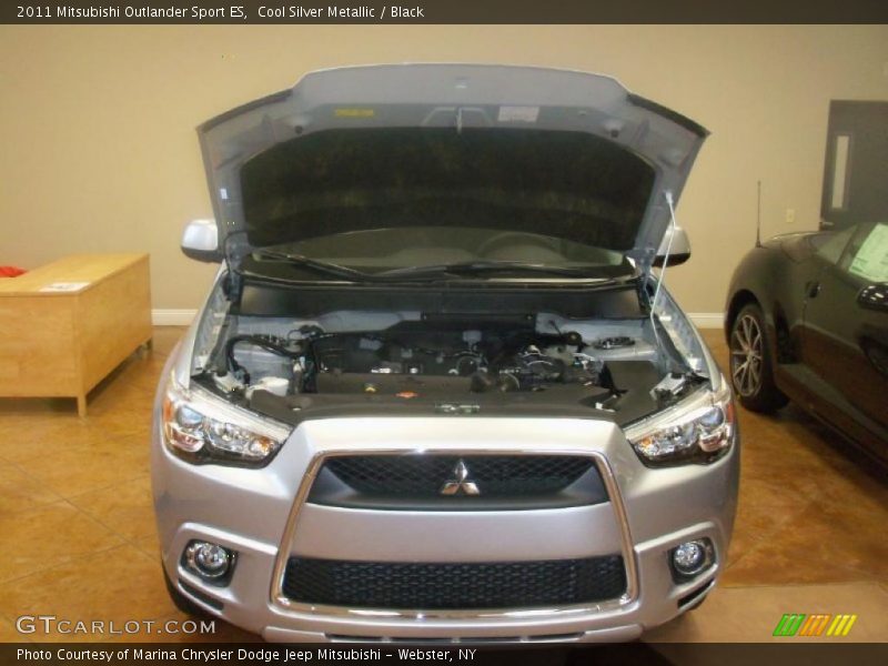 Cool Silver Metallic / Black 2011 Mitsubishi Outlander Sport ES