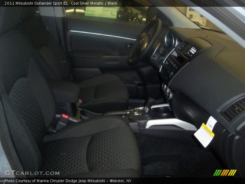 Cool Silver Metallic / Black 2011 Mitsubishi Outlander Sport ES