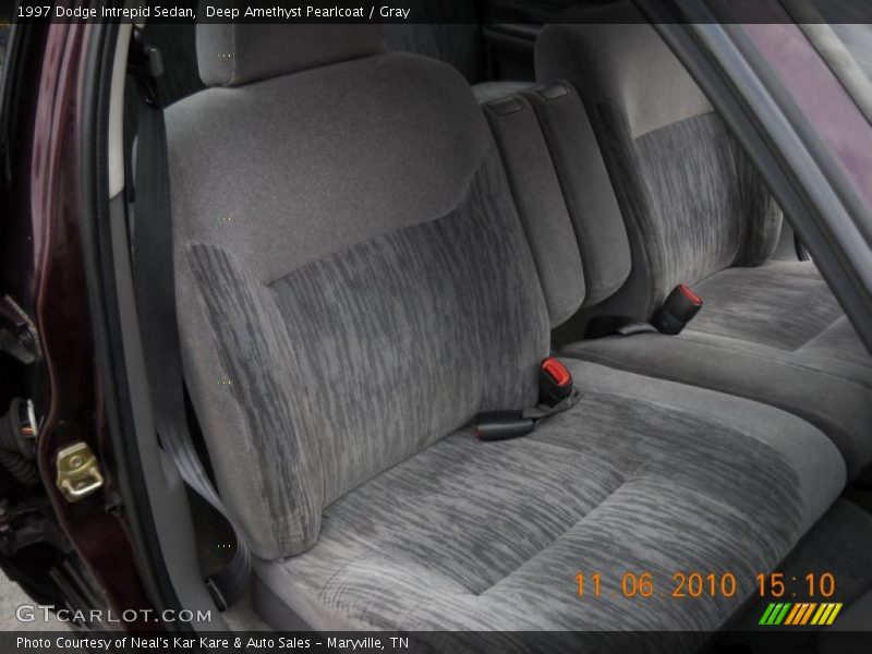 Deep Amethyst Pearlcoat / Gray 1997 Dodge Intrepid Sedan