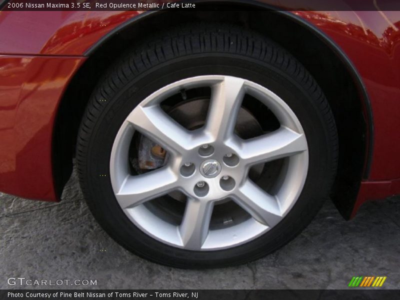 Red Opulence Metallic / Cafe Latte 2006 Nissan Maxima 3.5 SE