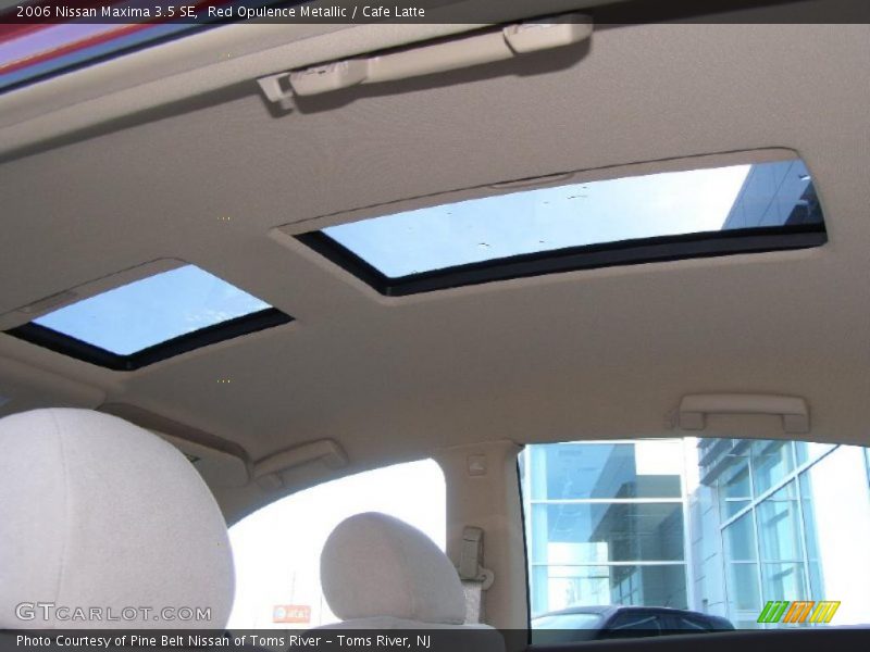 Red Opulence Metallic / Cafe Latte 2006 Nissan Maxima 3.5 SE