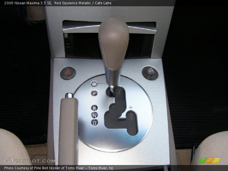 Red Opulence Metallic / Cafe Latte 2006 Nissan Maxima 3.5 SE