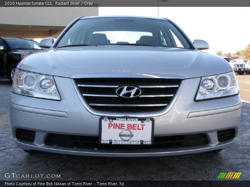 Radiant Silver / Gray 2010 Hyundai Sonata GLS