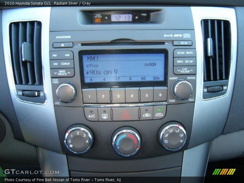 Radiant Silver / Gray 2010 Hyundai Sonata GLS