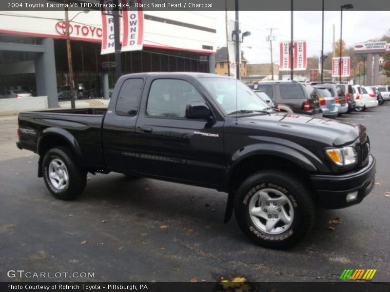 Black Sand Pearl / Charcoal 2004 Toyota Tacoma V6 TRD Xtracab 4x4
