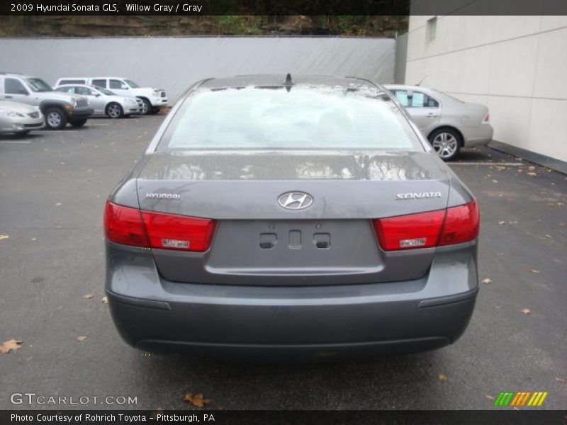 Willow Gray / Gray 2009 Hyundai Sonata GLS