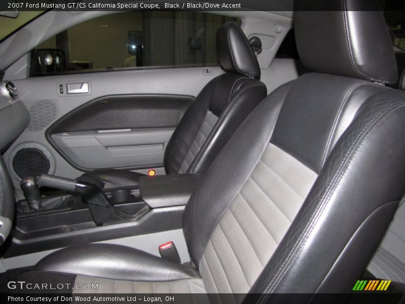  2007 Mustang GT/CS California Special Coupe Black/Dove Accent Interior