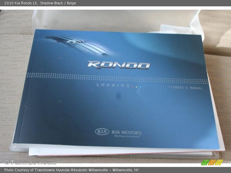 Shadow Black / Beige 2010 Kia Rondo LX