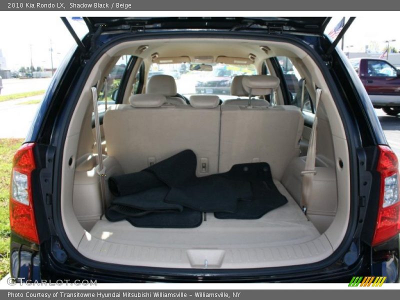  2010 Rondo LX Trunk