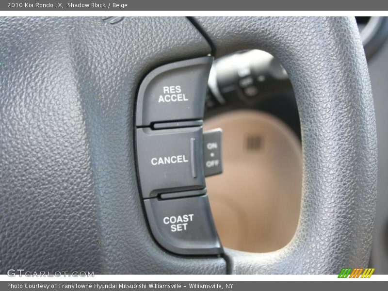 Controls of 2010 Rondo LX
