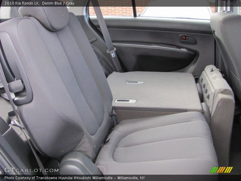  2010 Rondo LX Gray Interior