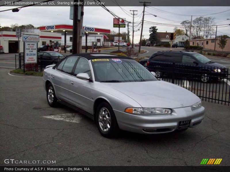 Sterling Metallic / Dark Gray 2001 Oldsmobile Intrigue GLS