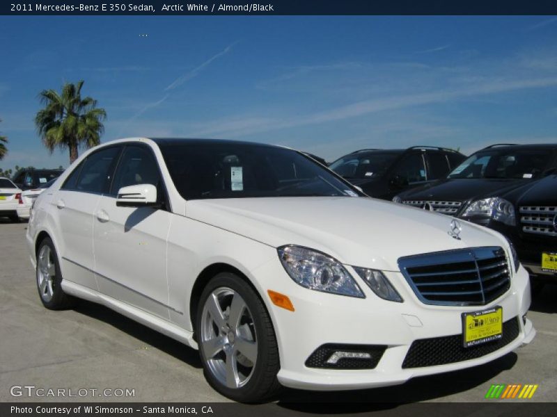 Front 3/4 View of 2011 E 350 Sedan