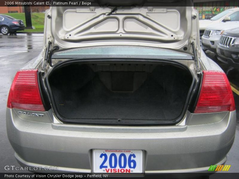  2006 Galant ES Trunk