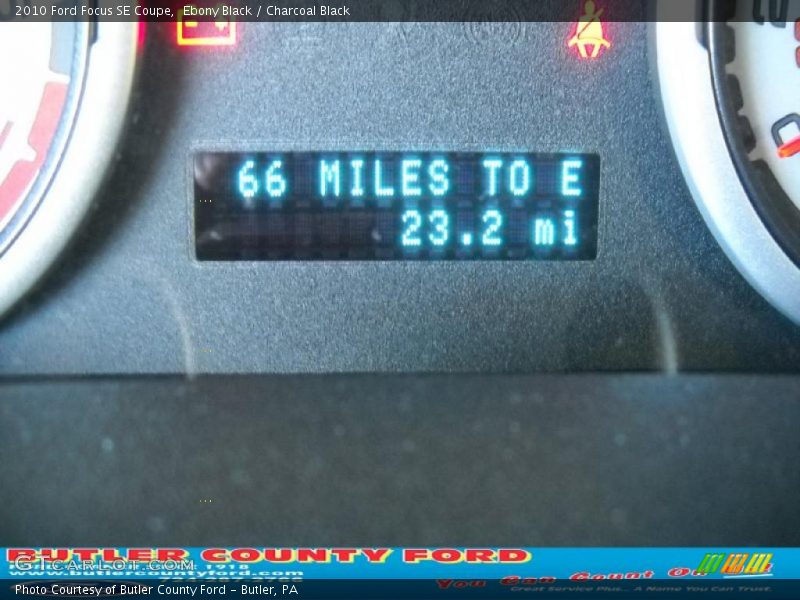 Ebony Black / Charcoal Black 2010 Ford Focus SE Coupe