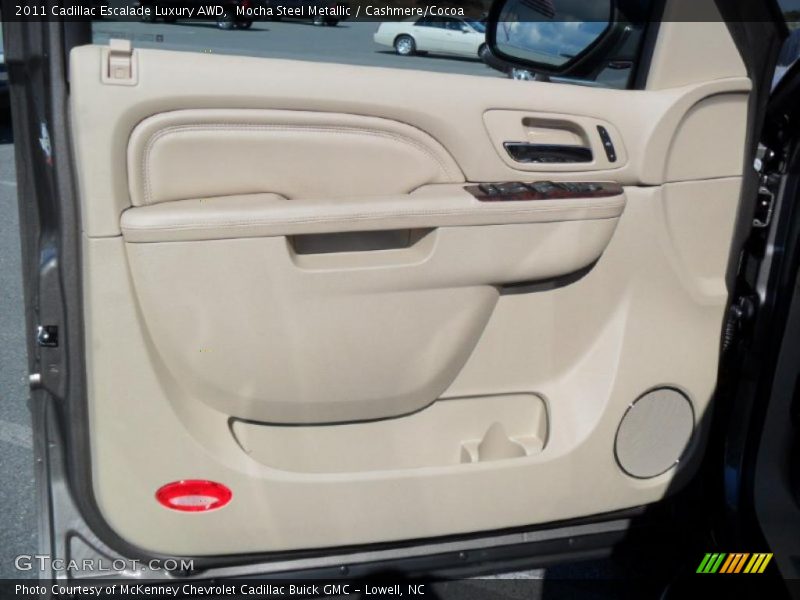Door Panel of 2011 Escalade Luxury AWD