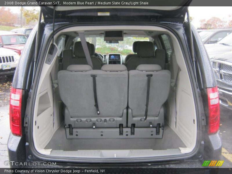  2008 Grand Caravan SXT Trunk