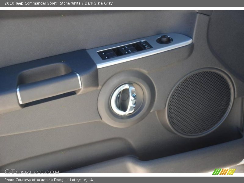 Stone White / Dark Slate Gray 2010 Jeep Commander Sport