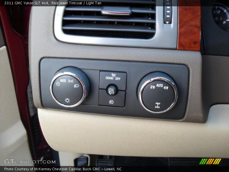 Controls of 2011 Yukon SLT 4x4