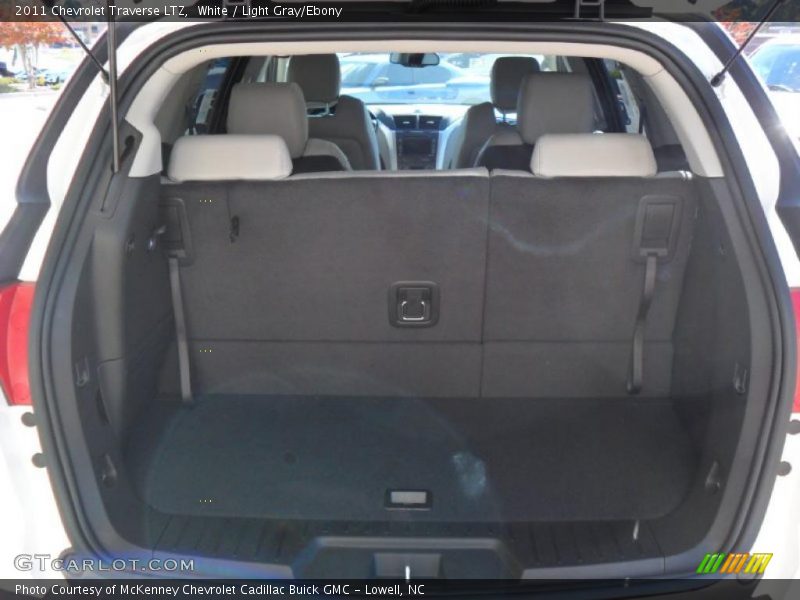  2011 Traverse LTZ Trunk