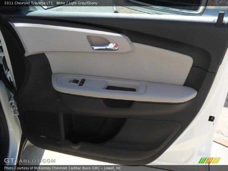 Door Panel of 2011 Traverse LTZ