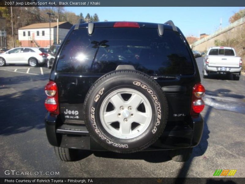 Black Clearcoat / Khaki 2007 Jeep Liberty Sport 4x4