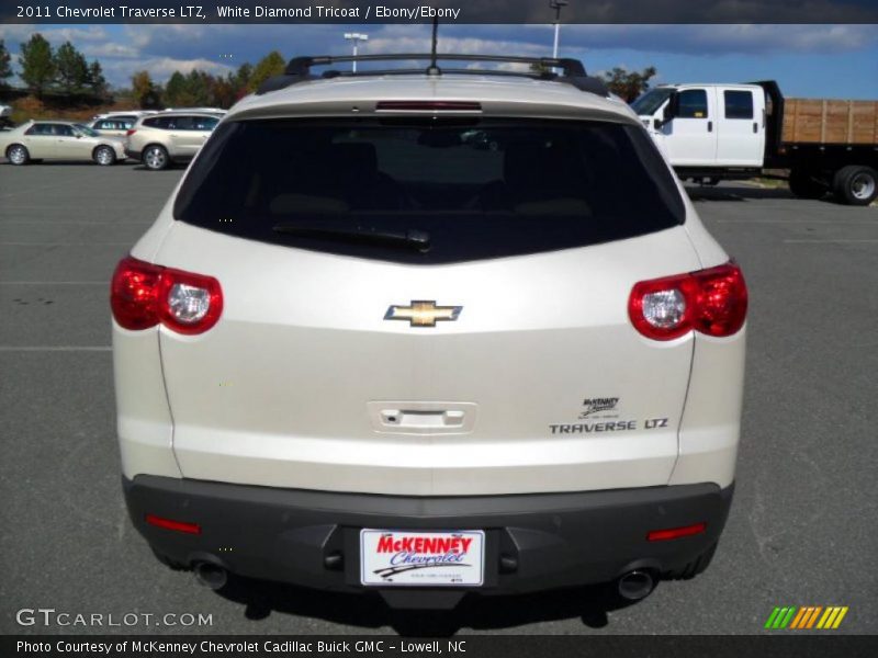 White Diamond Tricoat / Ebony/Ebony 2011 Chevrolet Traverse LTZ