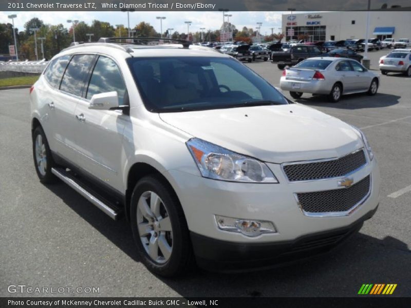 Front 3/4 View of 2011 Traverse LTZ